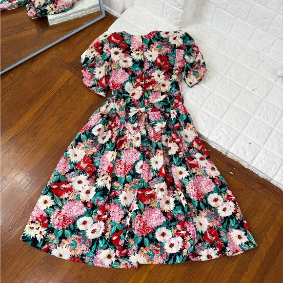 vintage floral puff sleeve midi dress - Picture 6 of 8